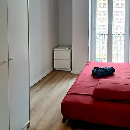 Lilia Charming Flat Apartman
