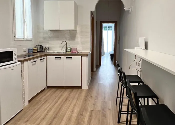 Lilia Charming Flat * Rom